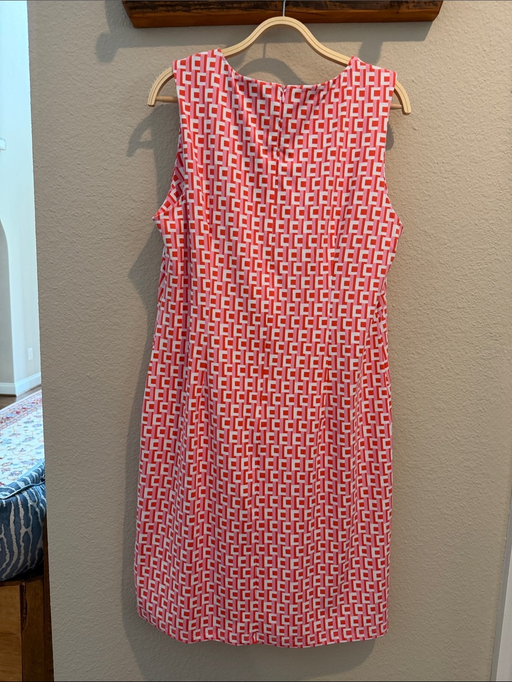 J. McLaughlin Sophia Pink and White Geometric Midi Dress - Picture 3 of 4